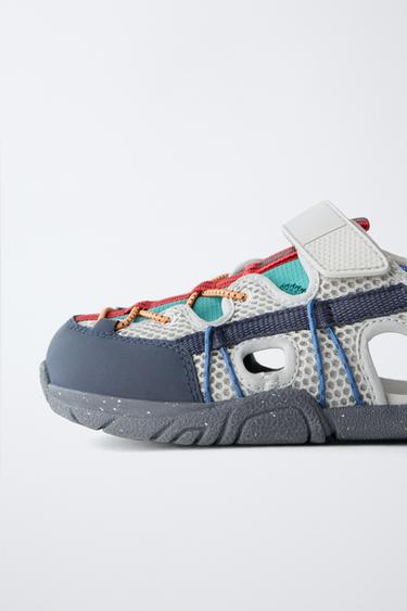 CHAUSSURES BAREFOOT À OUVERTURES - Multicolore de Zara - Image 3