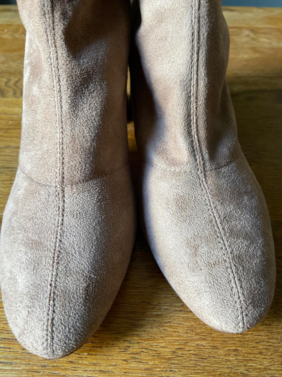 FAUX SUEDE ANKLE BOOTS - Image 5