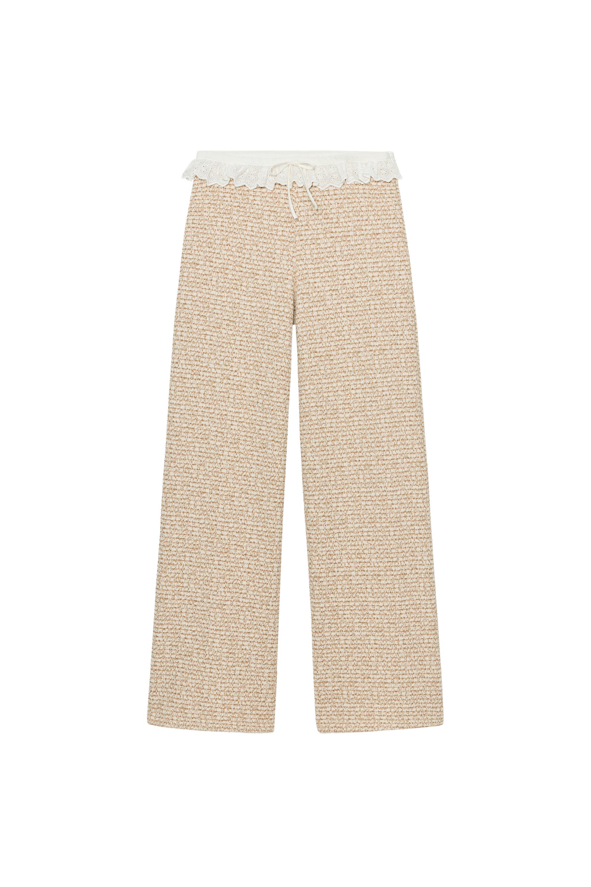 VOLANLI DOKULU PANTOLON