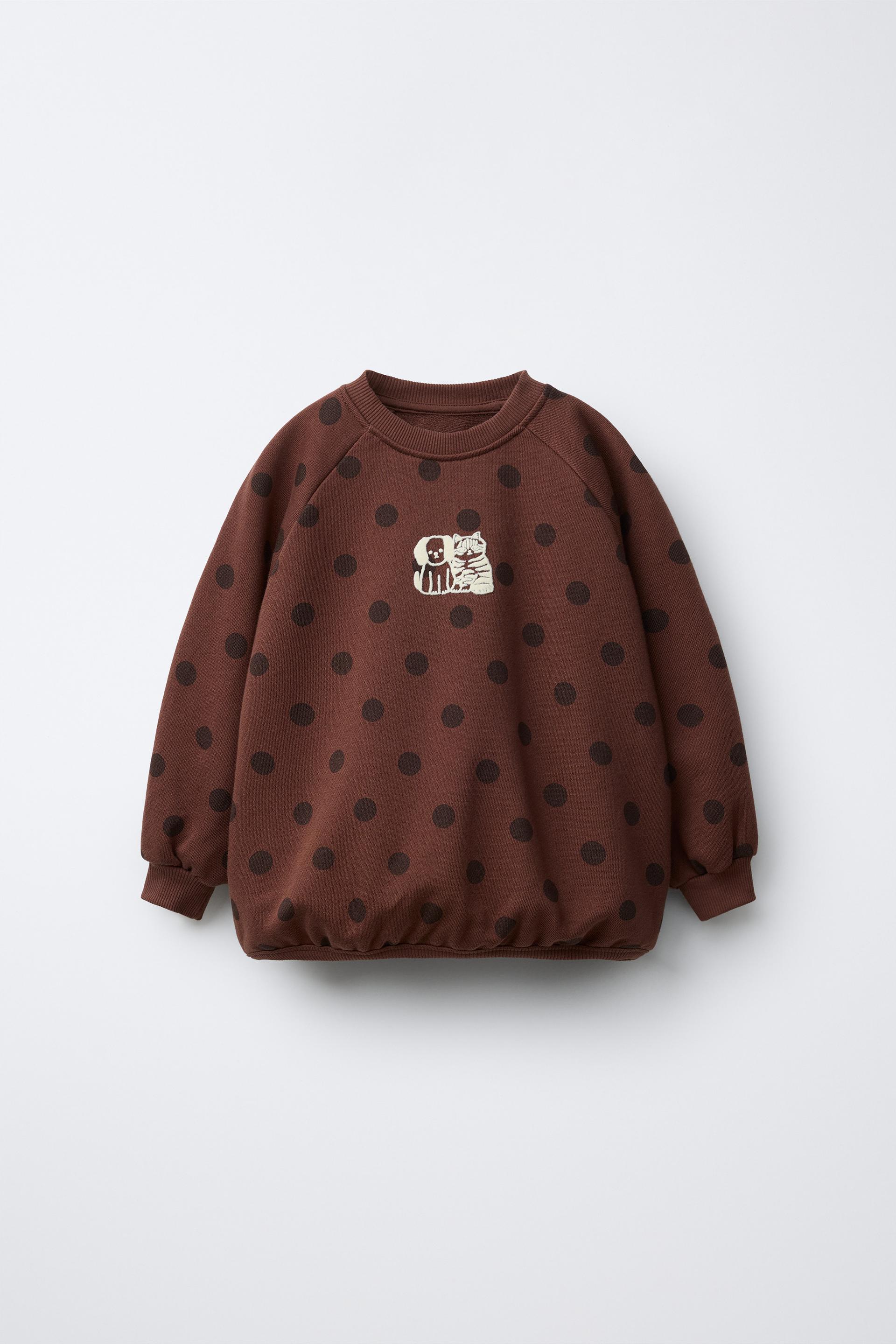 Naon Jeong © Polka Dot Sweatshirt