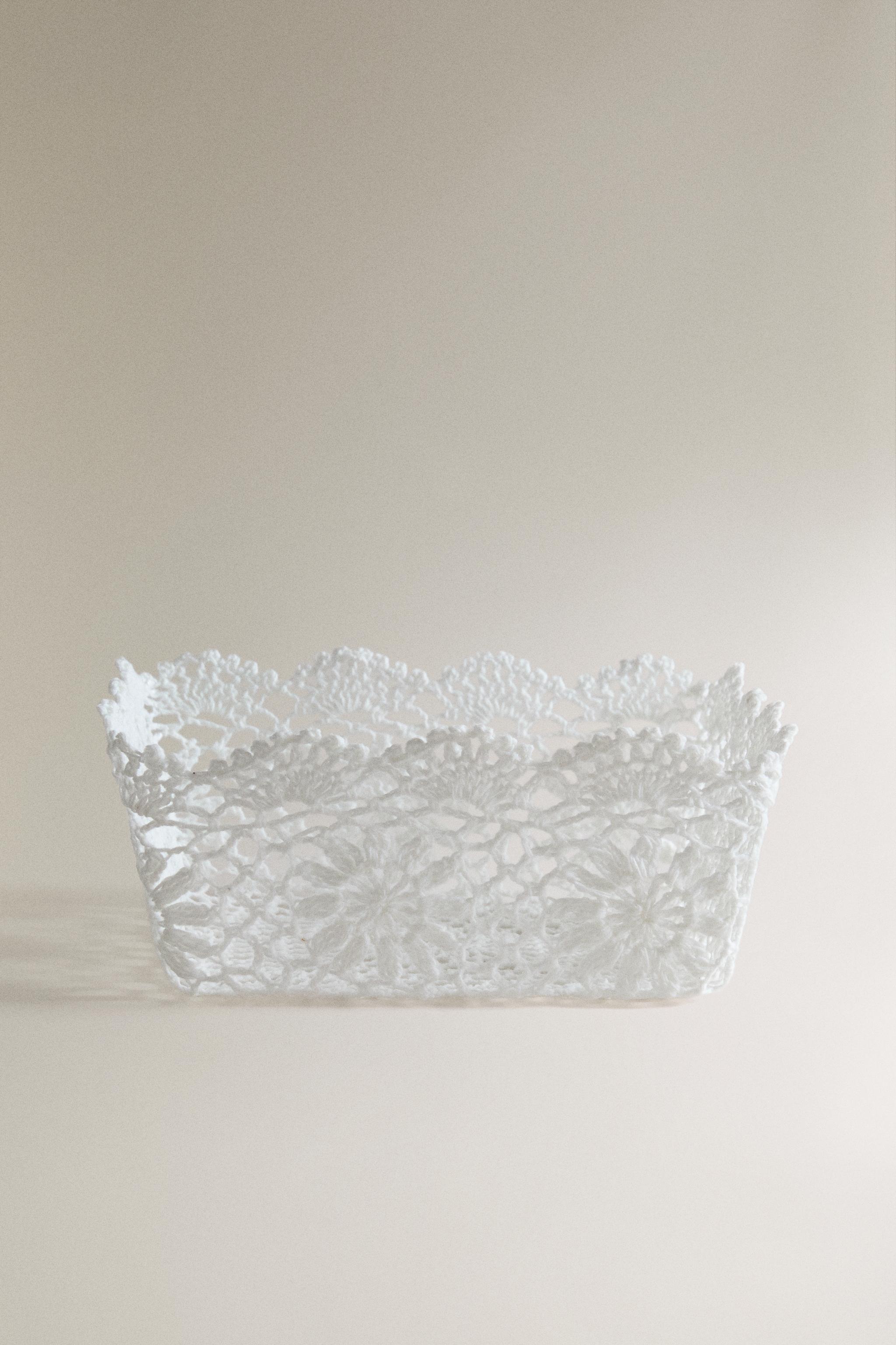 CROCHET BASKET