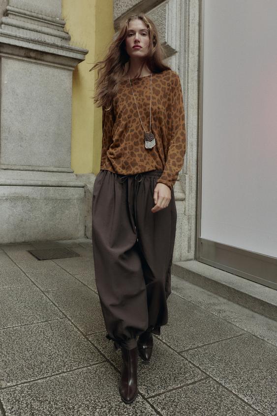 FINE KNIT ANIMAL PRINT JUMPER