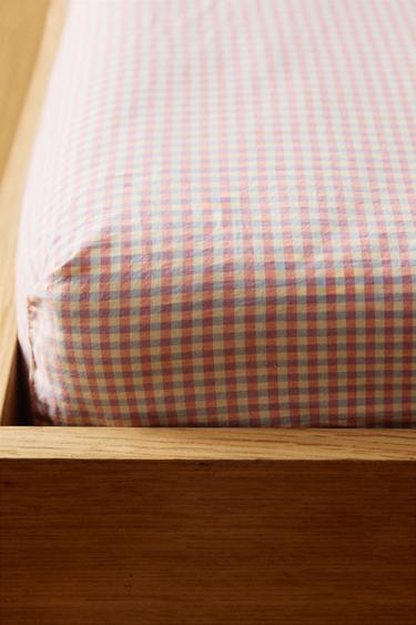 KIDS' GINGHAM COTTON FITTED SHEET - Multicoloured by Zara - Image 4