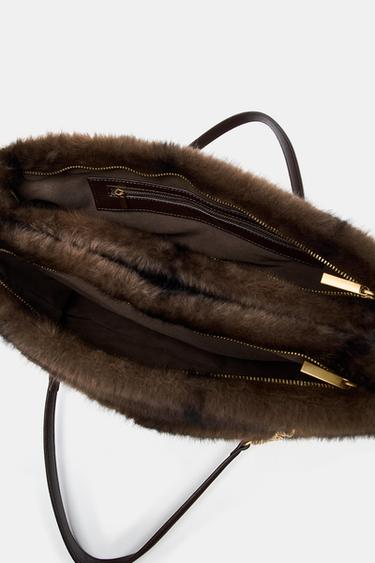 SAC PORTÉ ÉPAULE EFFET FOURRURE - Marron de Zara - Image 4