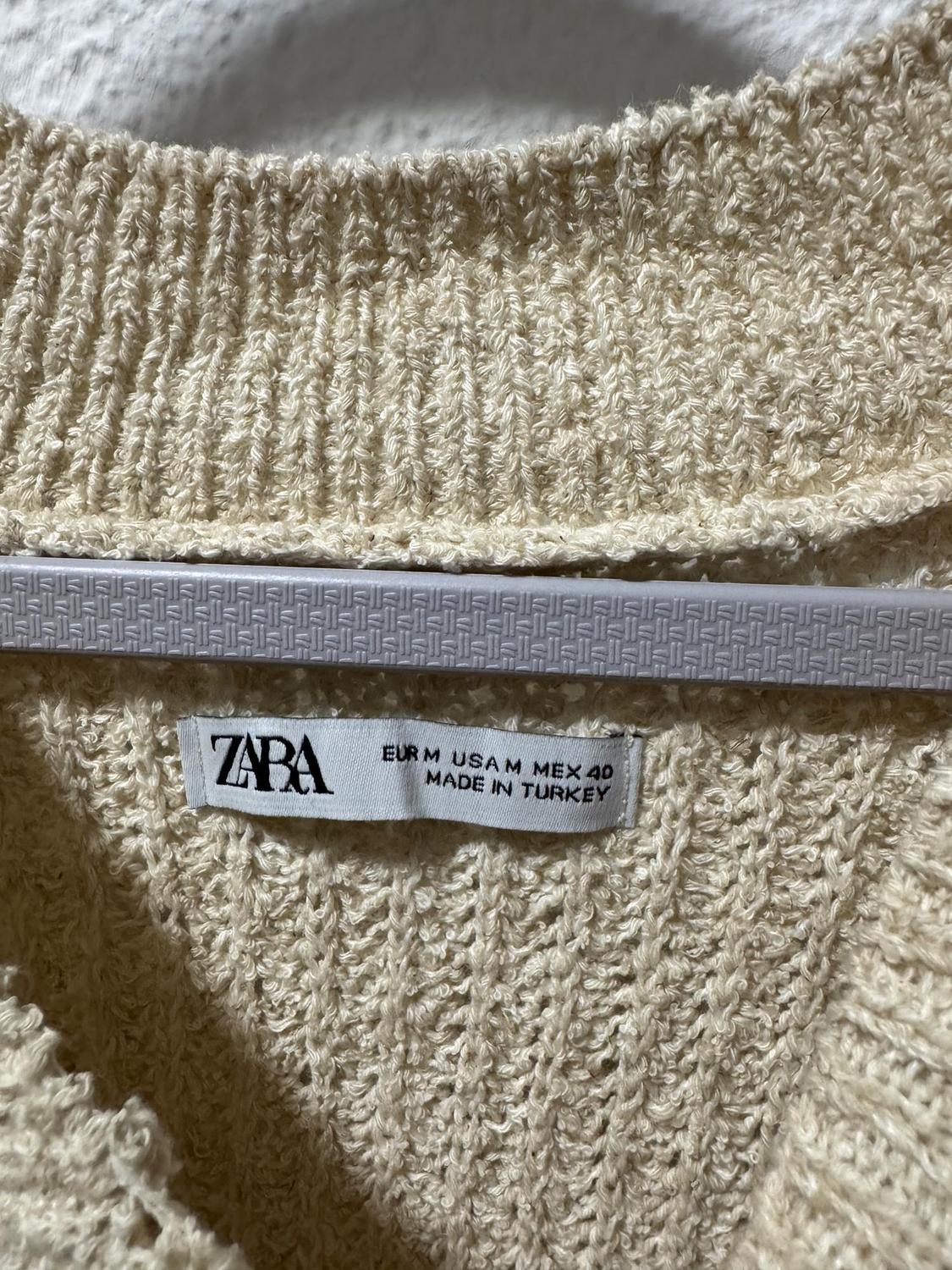 BOUCLÉ TEXTURE SWEATER - Image 3