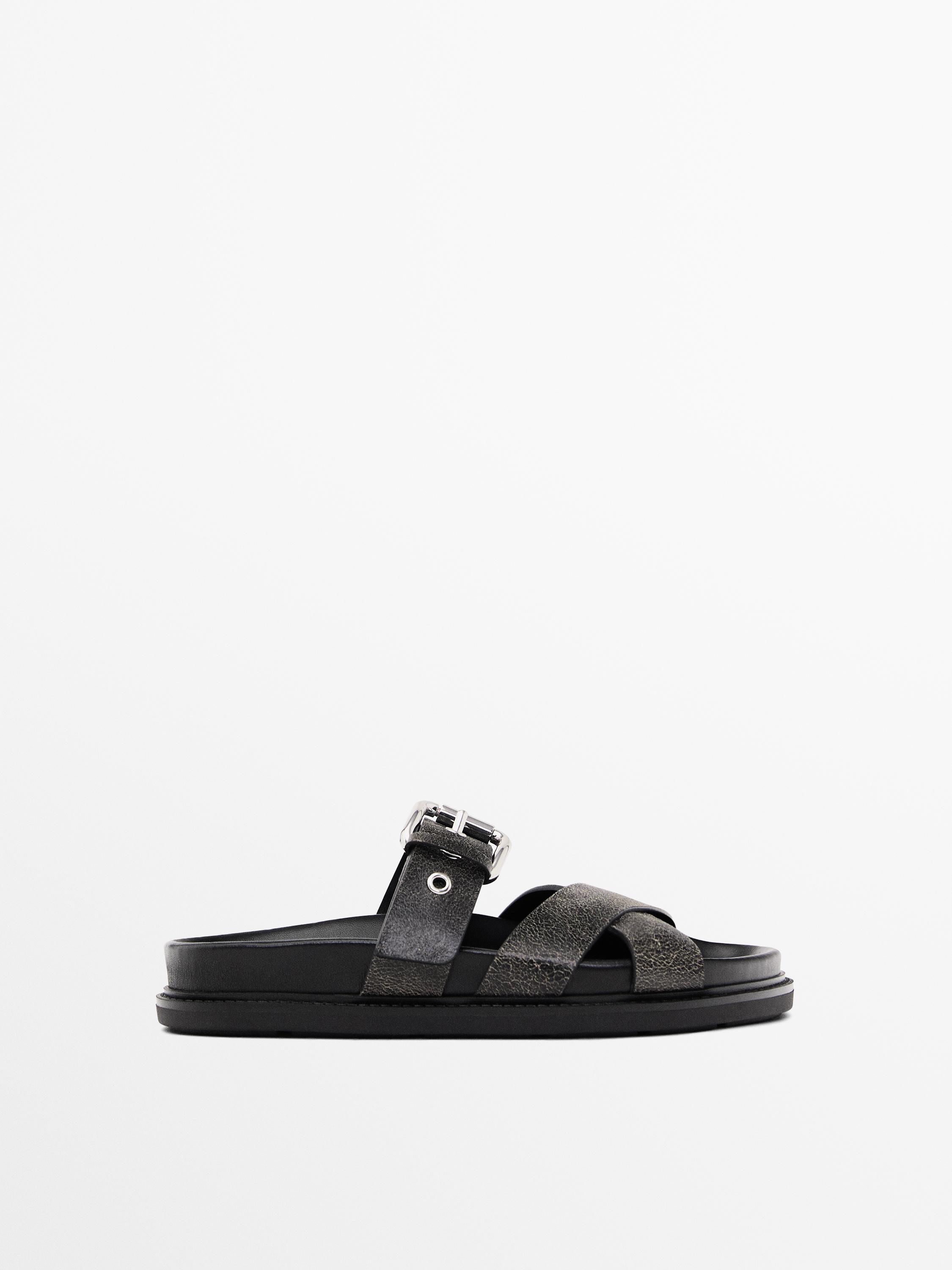 Crackled leather criss-cross sandals - Black | ZARA United