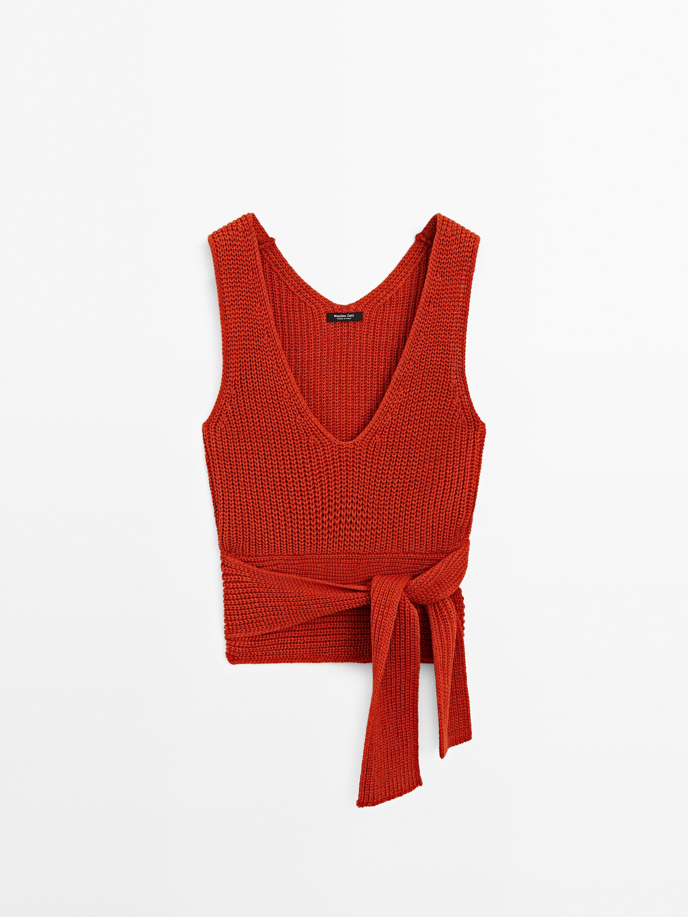 100% cotton top with tie detail