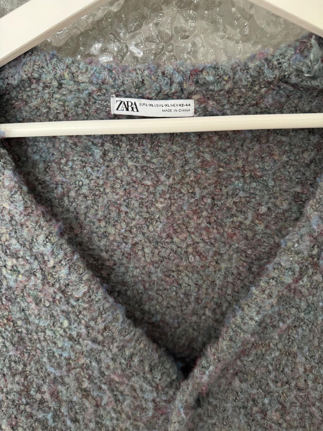 BOUCLÉ CARDIGAN - Image 3