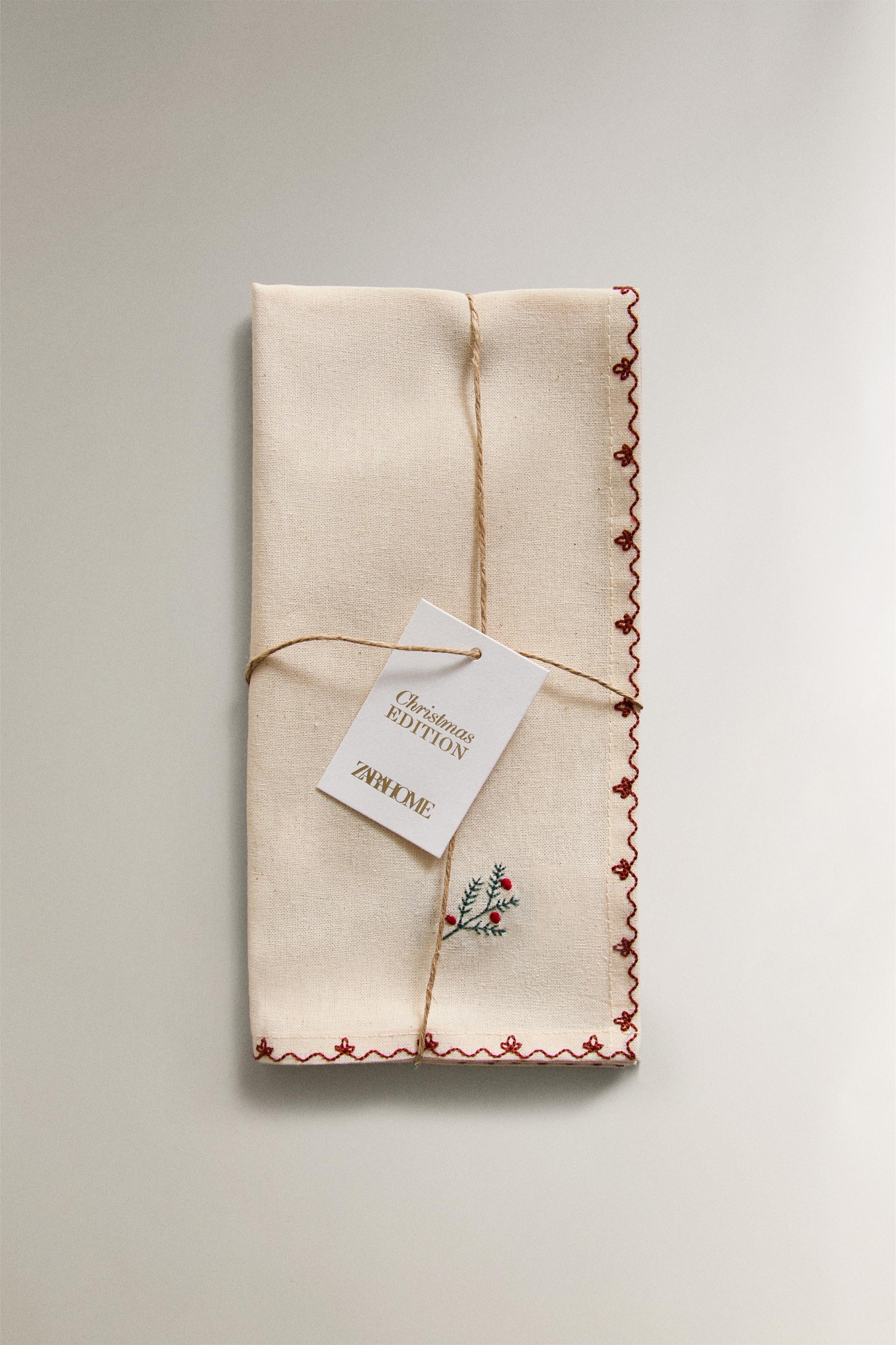 SERVIETTE DE TABLE BRODERIE FLORALE NOËL