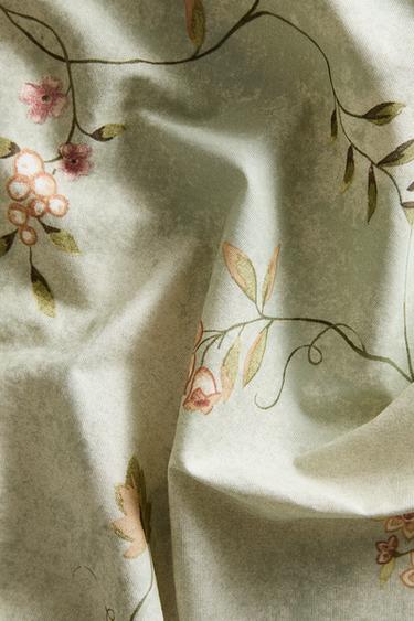 FLORAL PRINT TABLECLOTH WITH LACE TRIM - Green by Zara - Image 3
