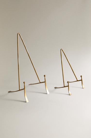 GOLDEN METAL DISPLAY STAND - Aged gold by Zara