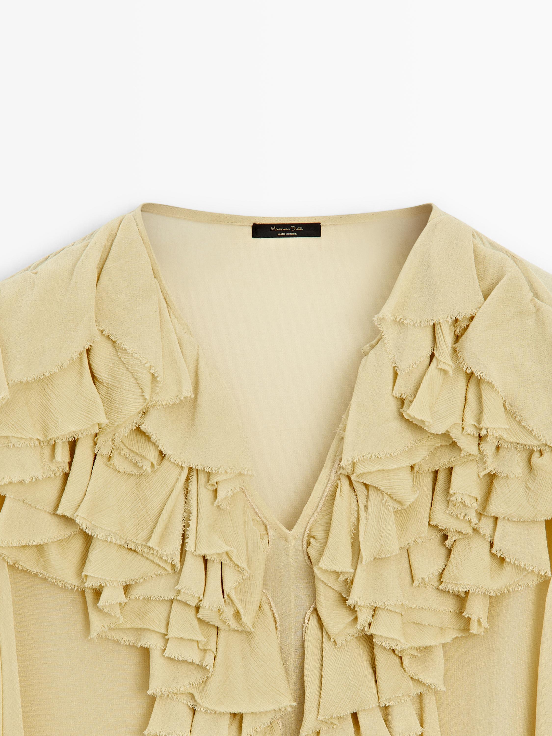 Flowing blouse with ruffled neckline - STUDIO