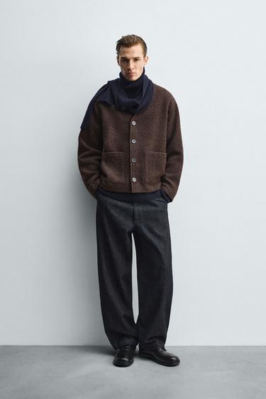 CÁRDIGAN RELAXED FIT TEXTURA - Marrón oscuro de Zara