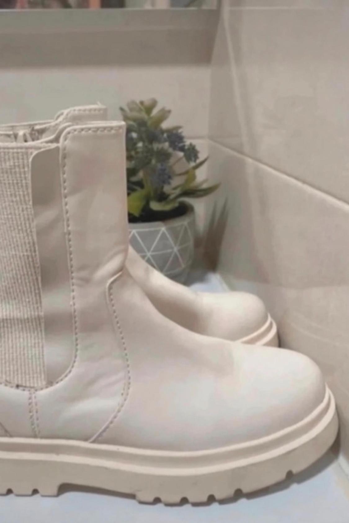 BOTINES BEIGES - Image 4