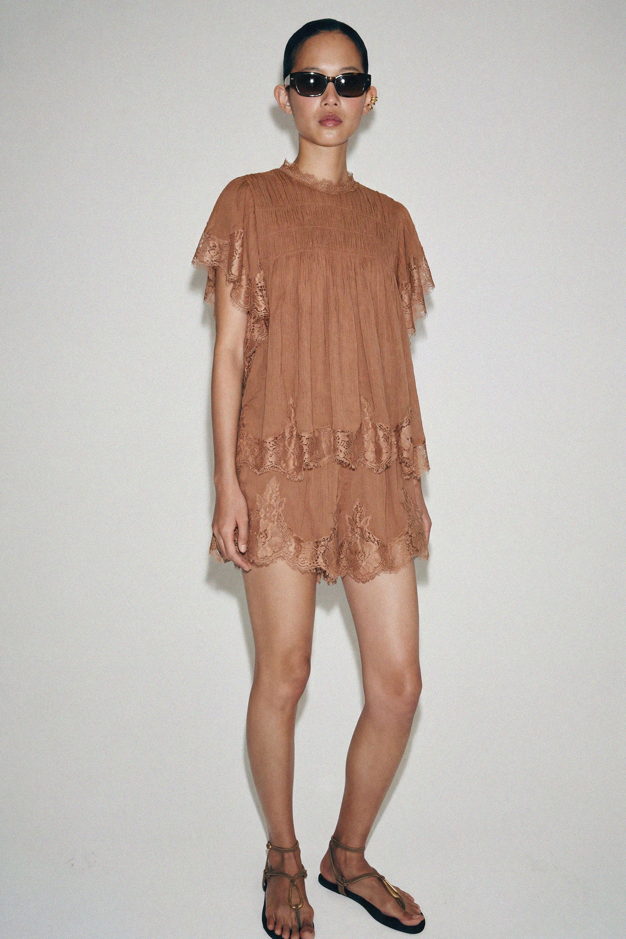 ZW COLLECTION レースフリルトップ - レッドブラウン | ZARA Japan / 日本