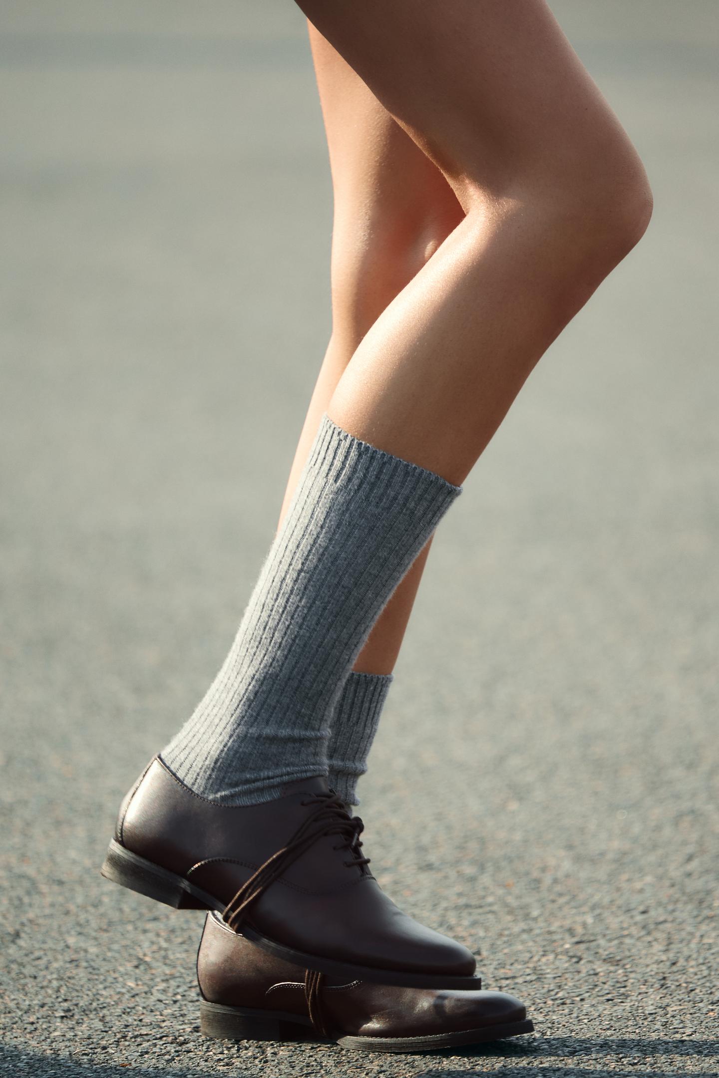 Женские туфли Zara Leather Lace-Up Blucher, цвет: Коричневый — фото 1