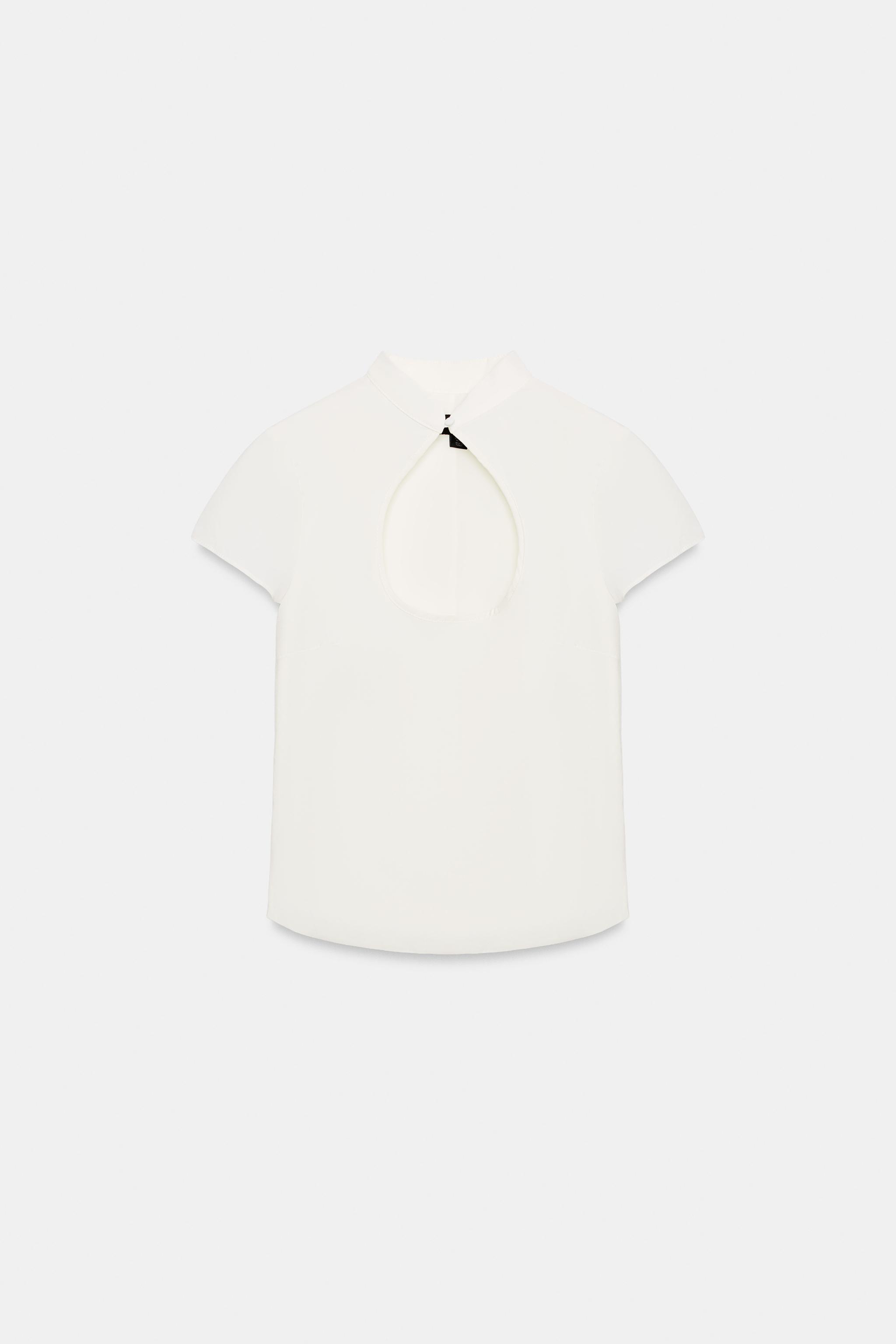 TOP COL MAO AVEC OUVERTURE