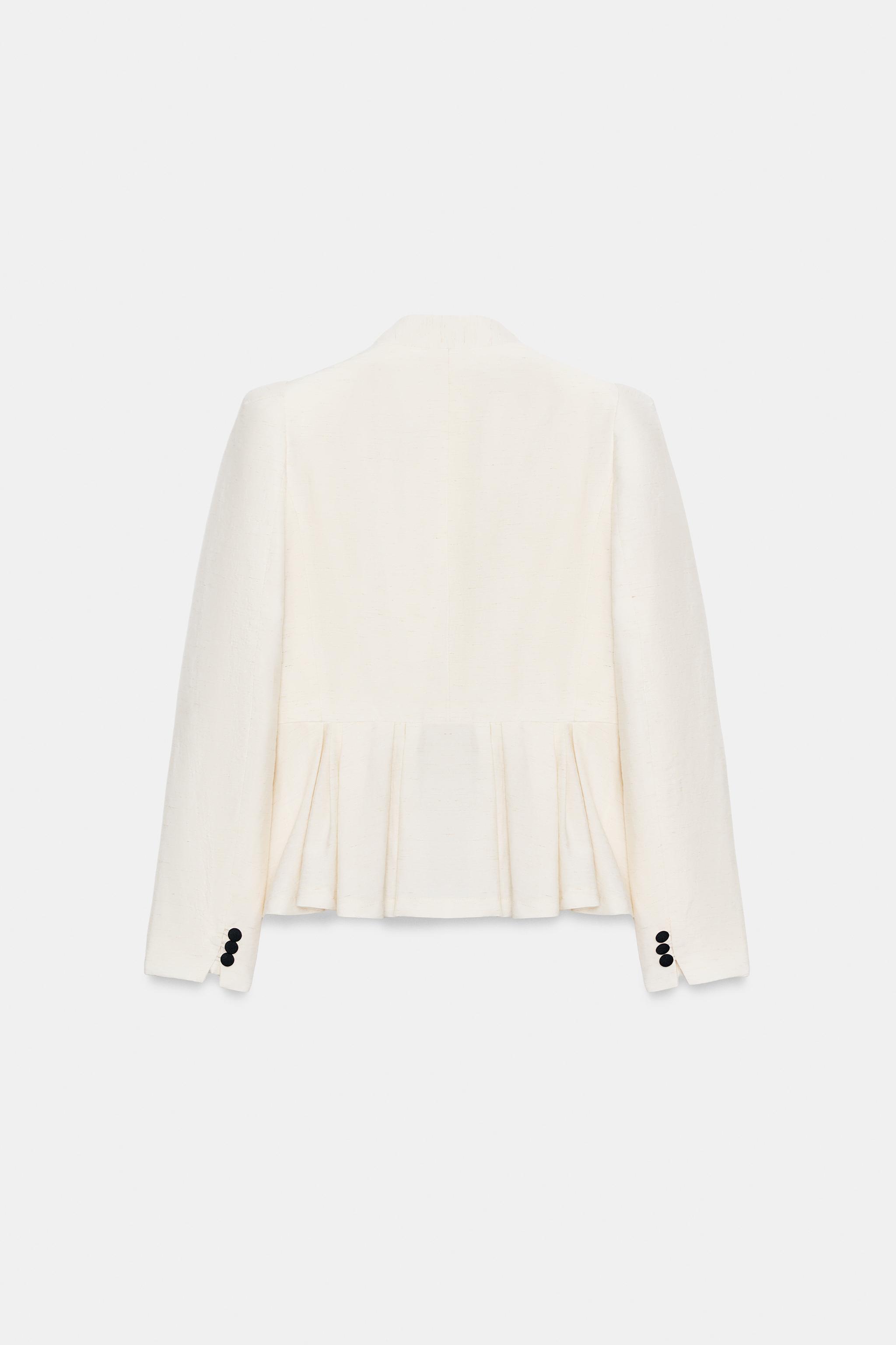 TAILORED SHOULDER PAD BLAZER