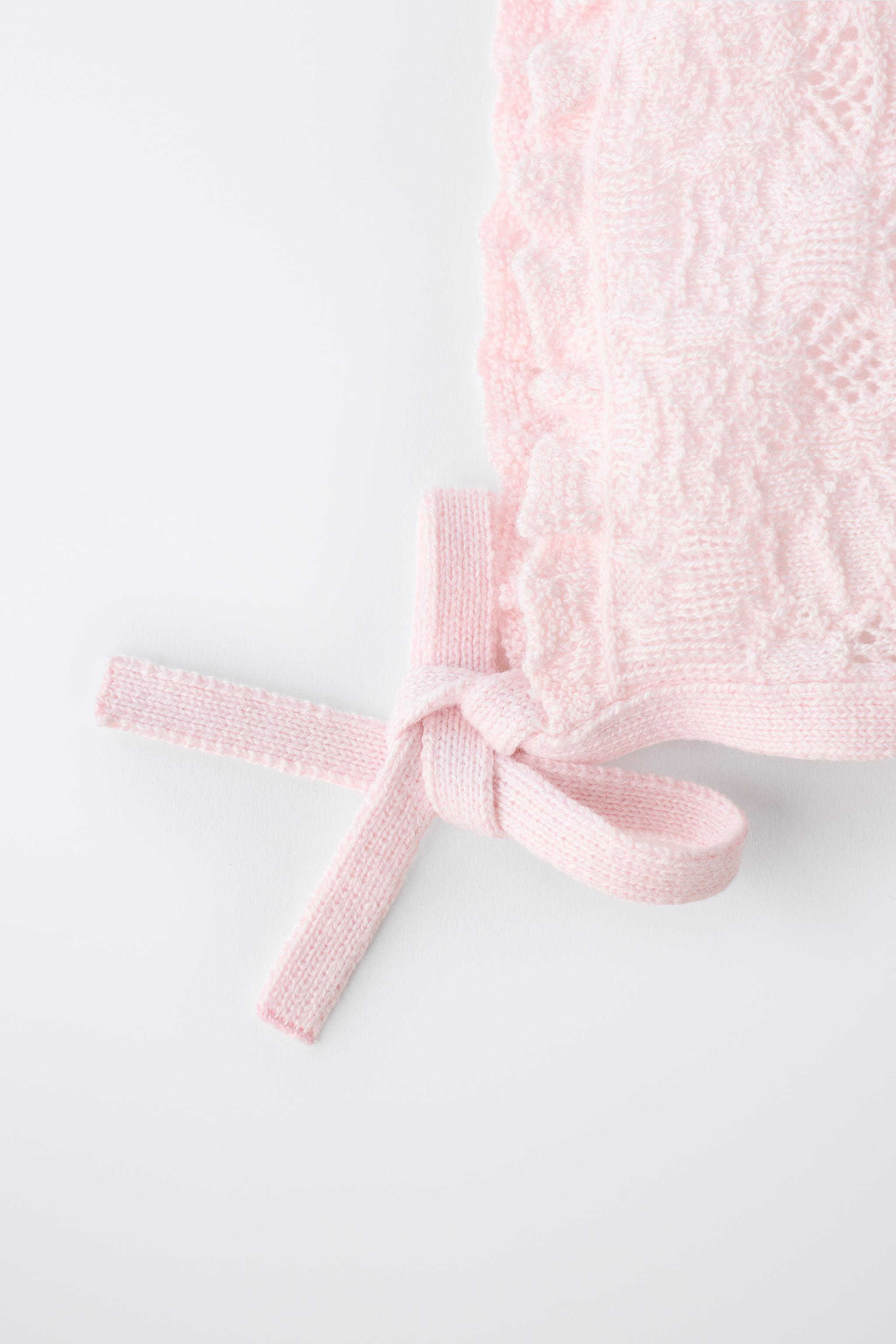 COTTON AND SILK KNIT BONNET — Pastel pink