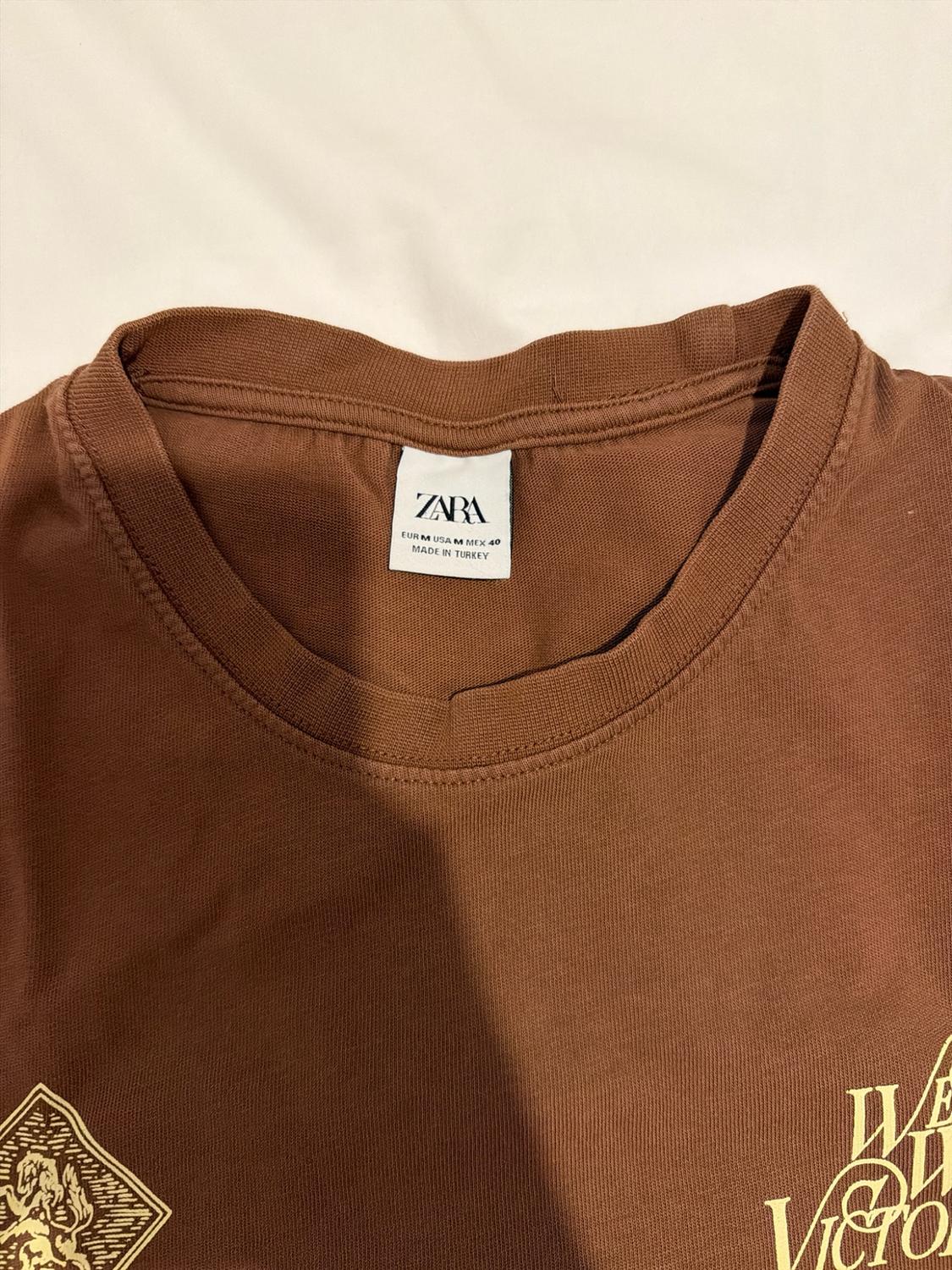 CONTRAST PRINTED T-SHIRT - Image 4