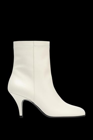 Zara LEATHER TOPSTITCHED ANKLE BOOTS - Off White - Image 0