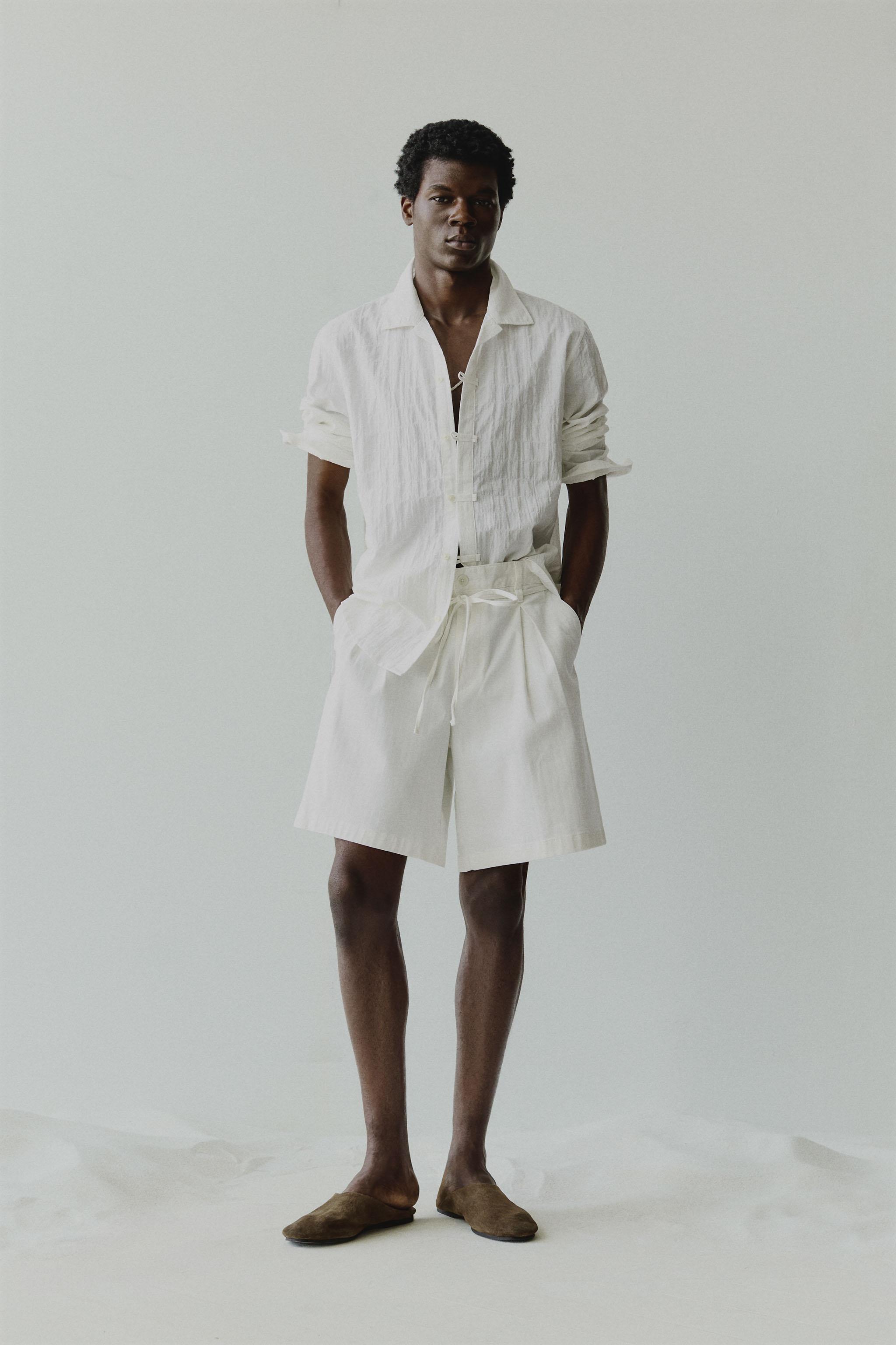 RELAXED FIT CREASED-EFFECT SHIRT WITH FROG FASTENING | ZARA