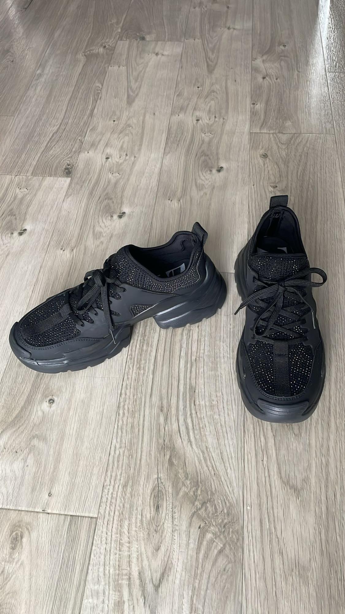RHINESTONE RUNNING TRAINERS