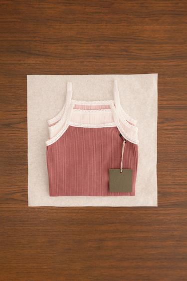 ZARA TIMELESS - PACK DE TROIS T-SHIRTS POINTELLE FLEUR - Rose pastel de Zara - Image 1