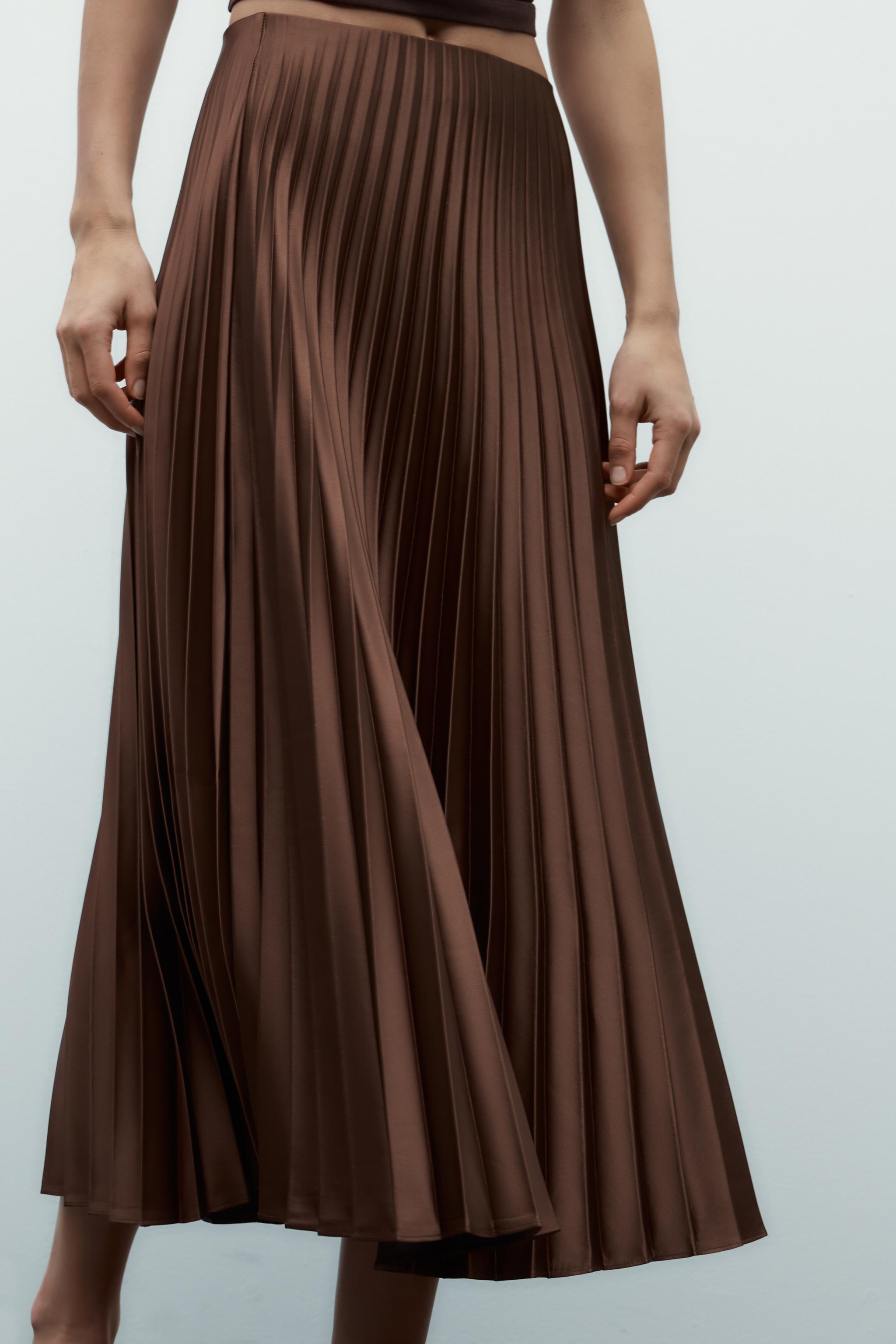 ☆ドイツ発*ZARA*新作*プリーツサテンスカート/DARK BROWN☆ サテン プリーツ ミディスカート - ダークブラウン | ZARA Japan