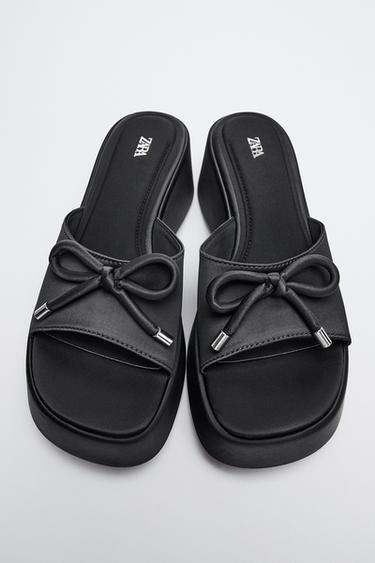 リボン プラットフォームサンダルブラックZaraのリボン プラットフォームサンダル - ブラック 