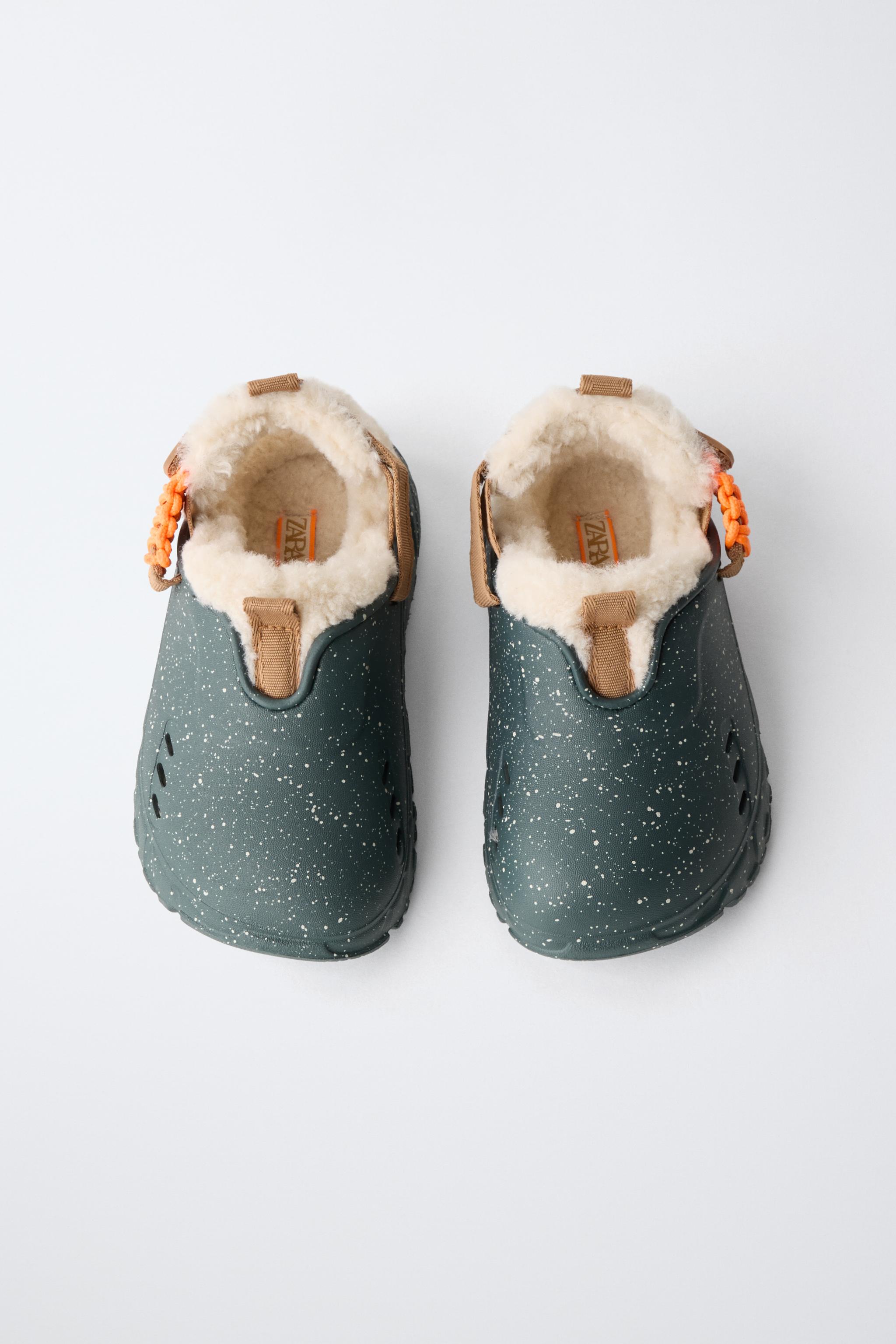 FAUX SHEARLING CLOGS