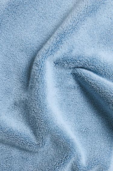 RUTSCHFESTER BADVORLEGER AUS EXTRAWEICHEM FROTTEE - Hellblau von Zara