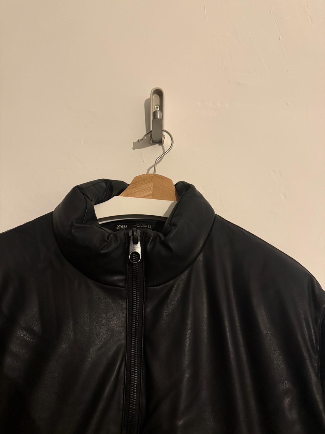 PUFFER JACKET ΜΕ ΕΦΕ ΔΕΡΜΑΤΟΣ - Image 2