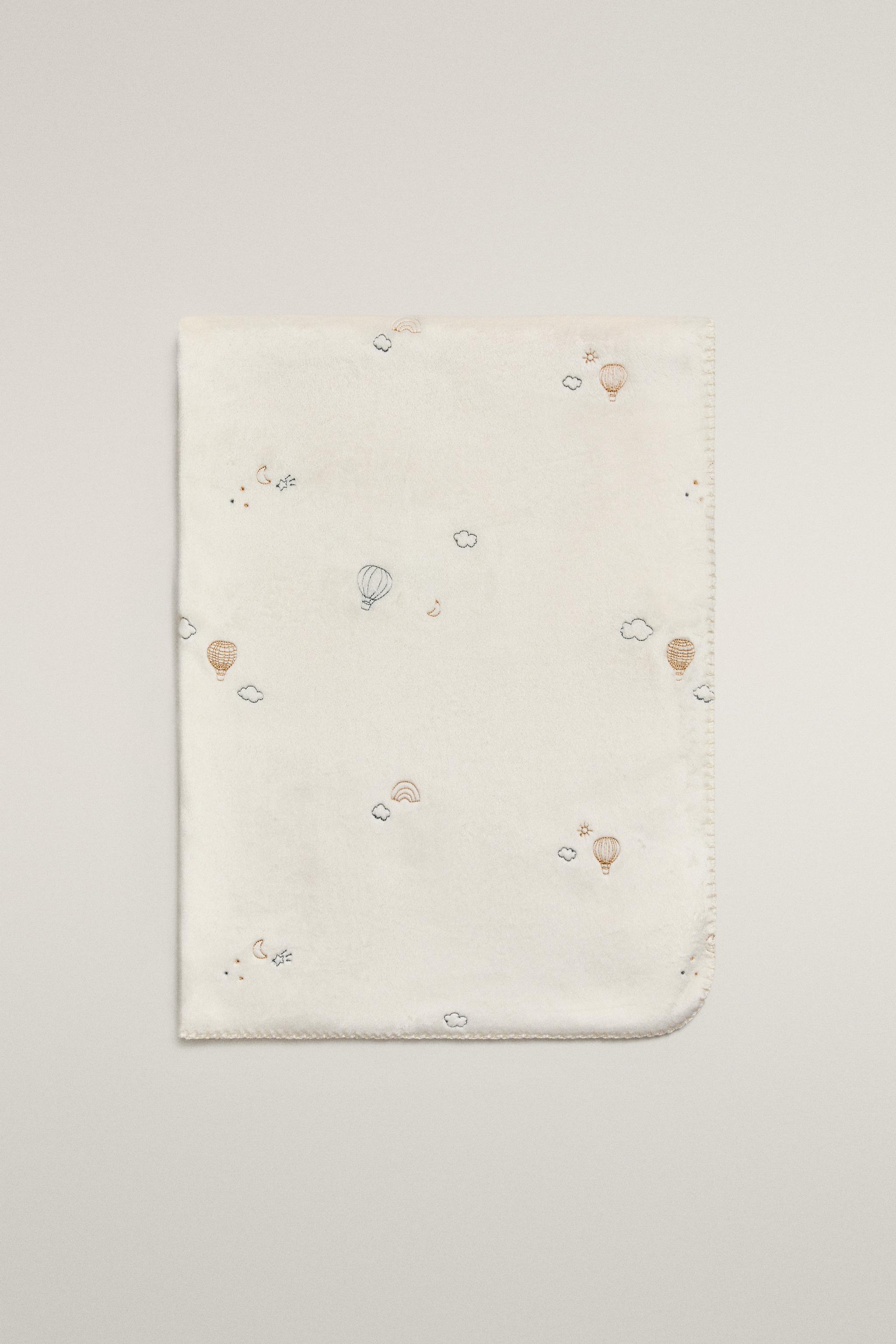 EMBROIDERED BALLOON BABY FLEECE BLANKET