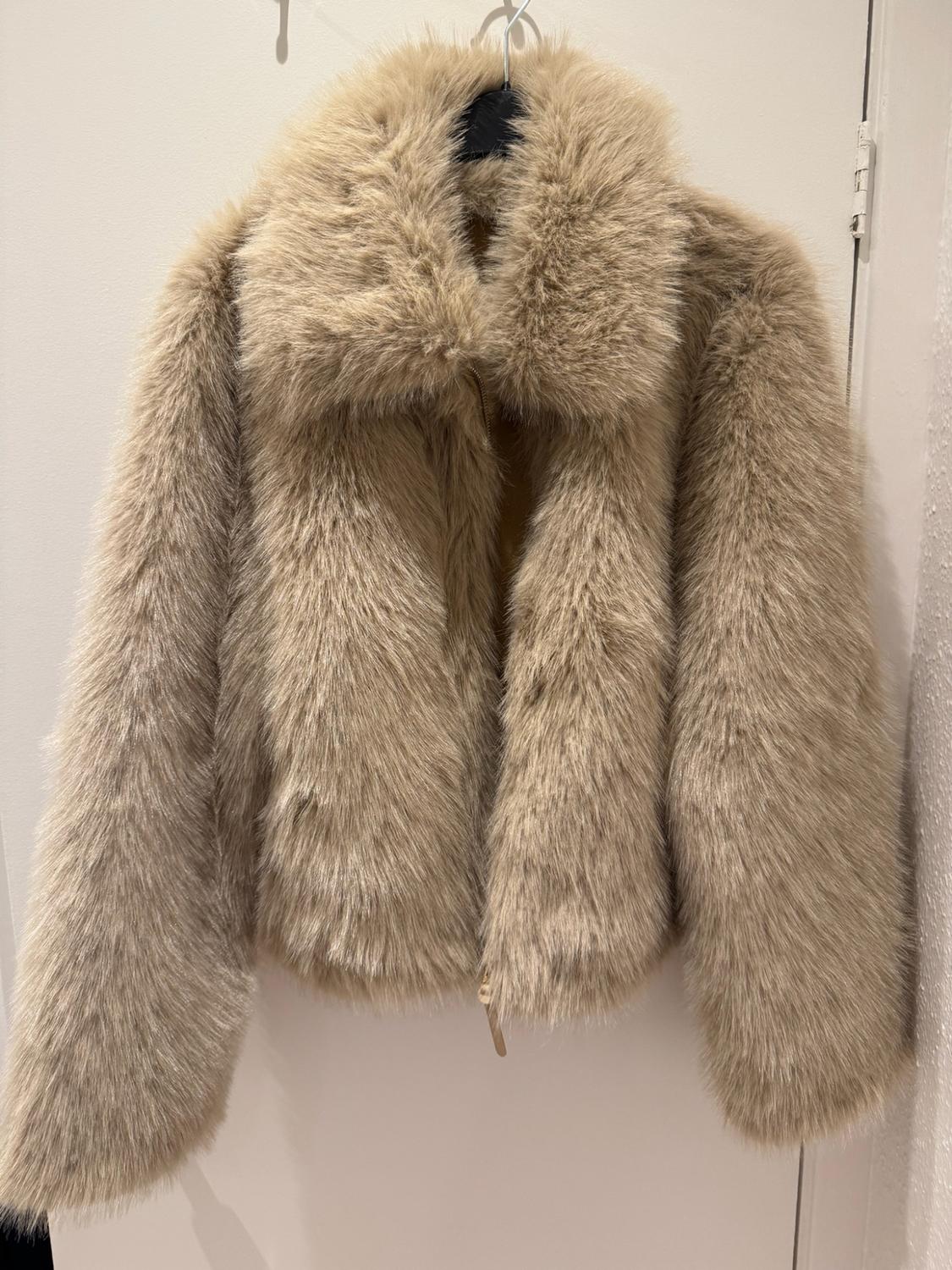 DOUBLE-FACED FAUX FUR JACKET - Image 2