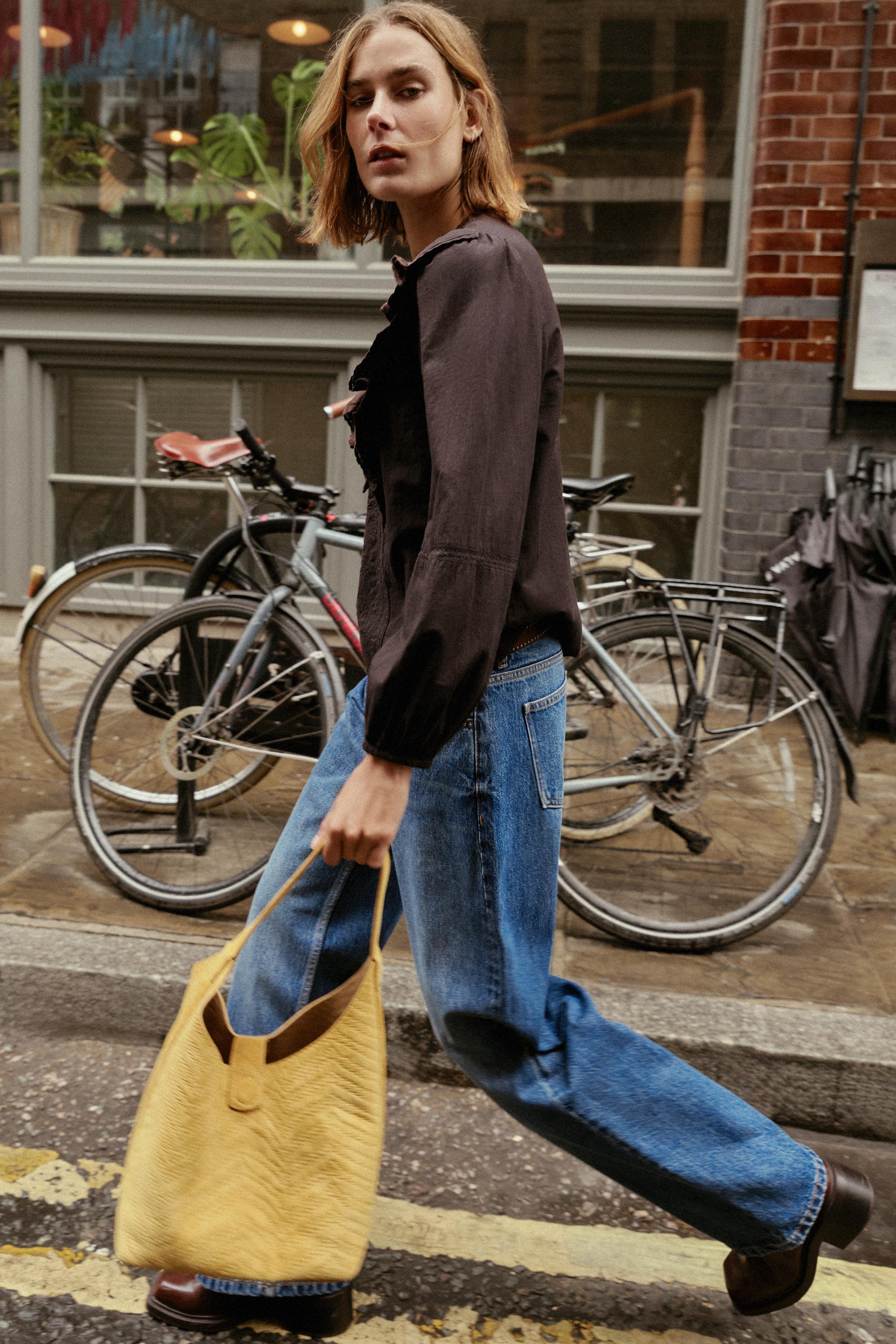 zara ブラウス ZARA】フリル付きブラウス 2234/900/712 (ZARA/ブラウス・シャツ