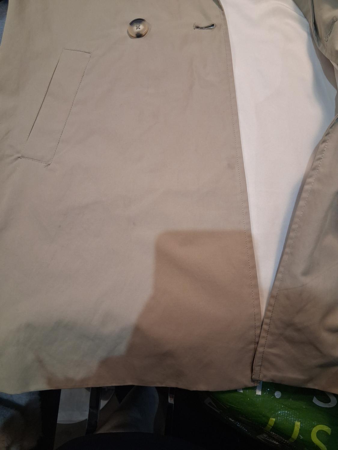 MINIMALIST TRENCH COAT - Image 4