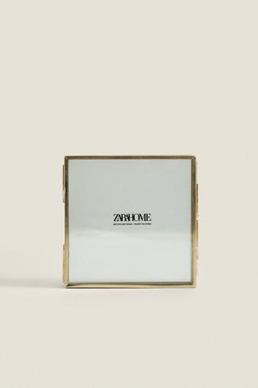 PORTA-RETRATO MÚLTIPLO - Dourado da Zara
