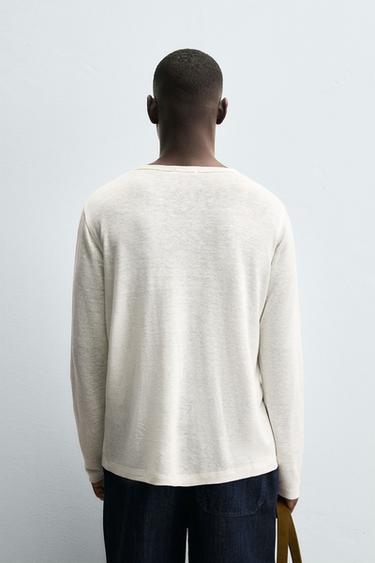 T-SHIRT COL BOUTONNÉ CHANVRE - VISCOSE - Écru de Zara - Image 2