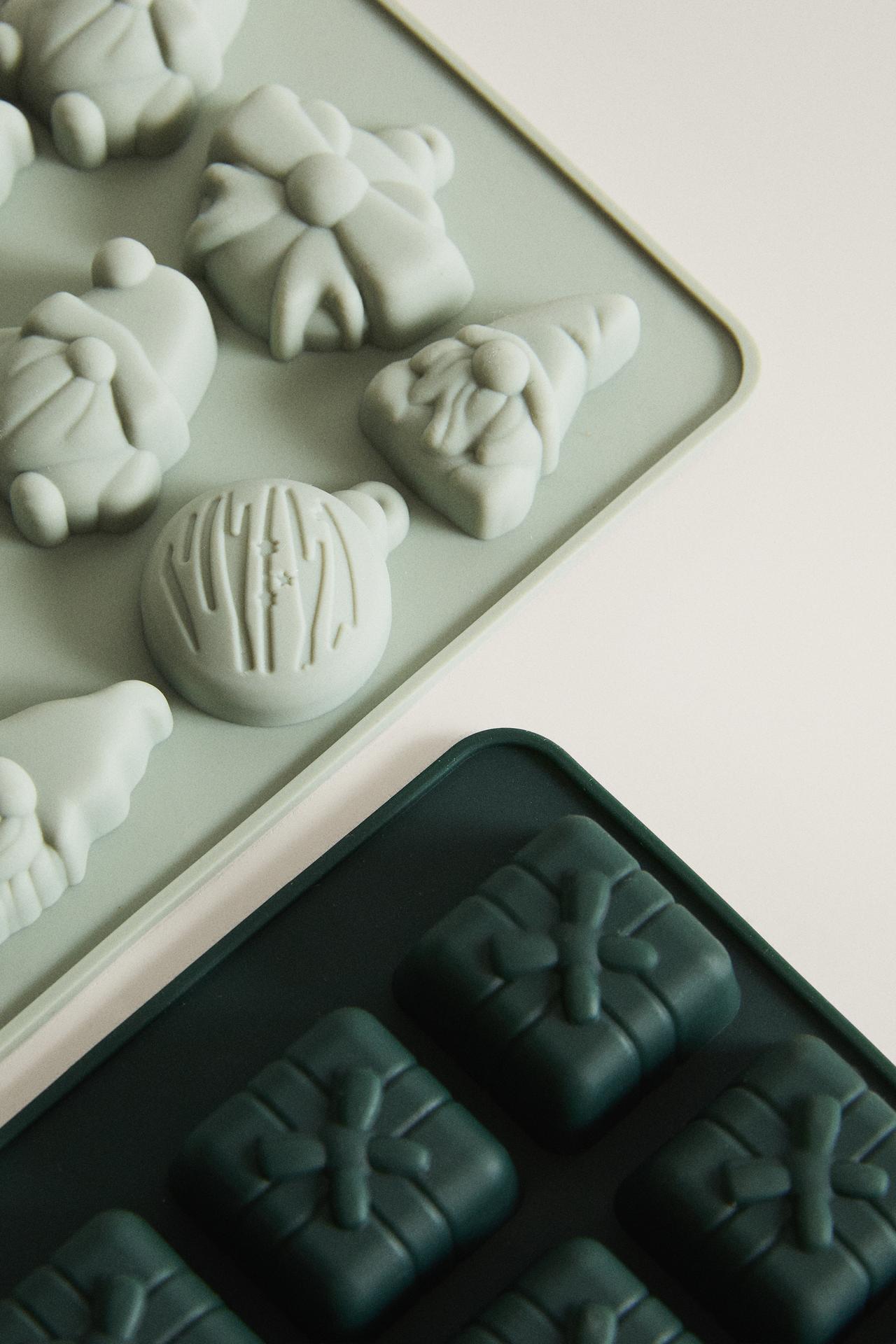 CHRISTMAS SILICONE CHOCOLATE MOLD (set OF 2) — Greens