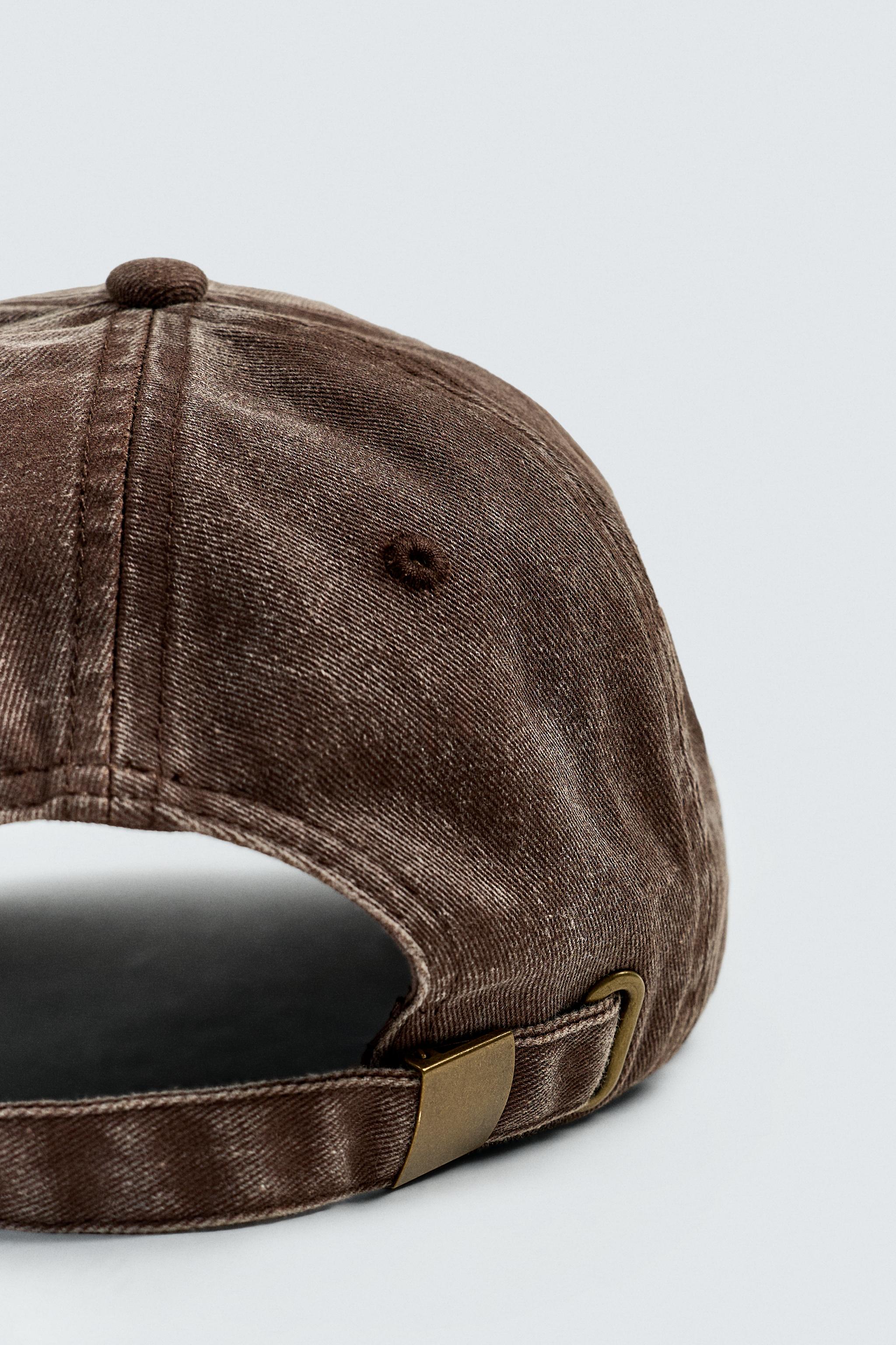 CASQUETTE DÉLAVÉE INSCRIPTION BRODÉE CONTRASTÉE