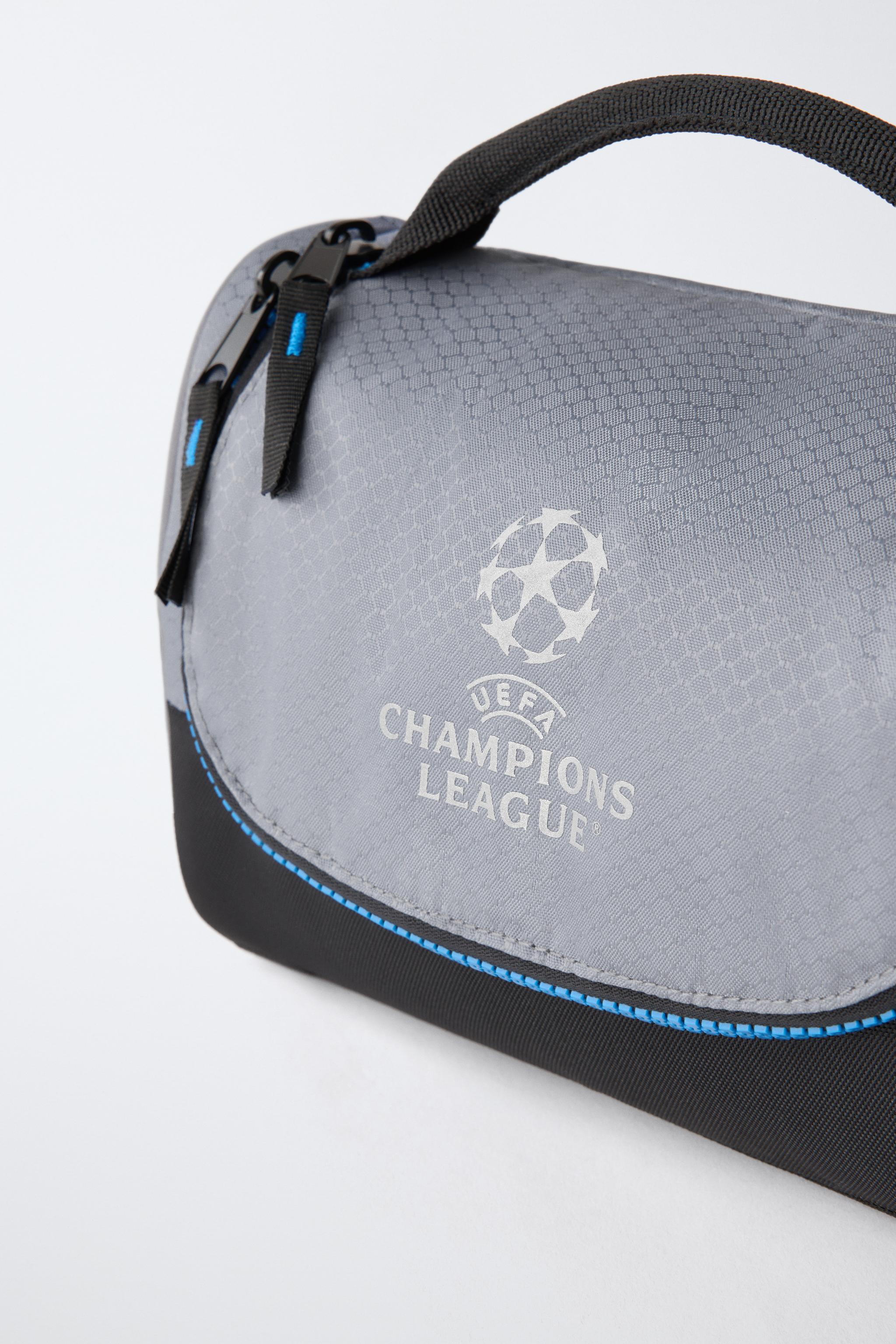 TROUSSE UEFA CHAMPIONS LEAGUE ®