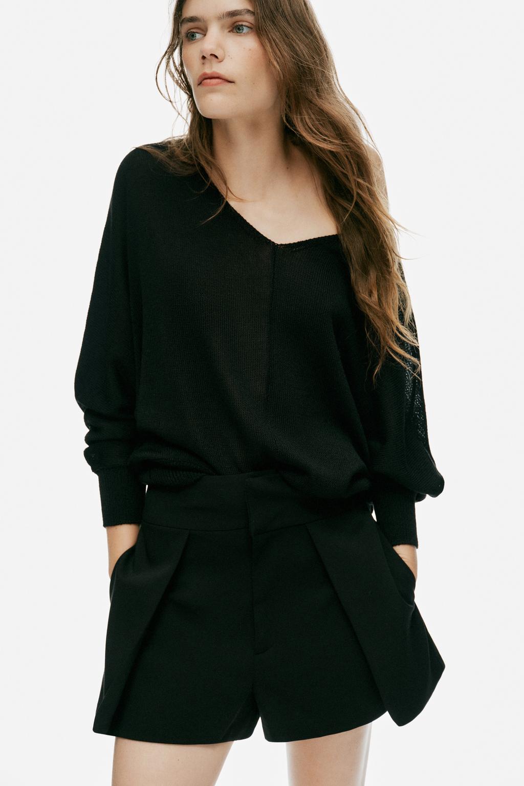PLEATED SHORTS