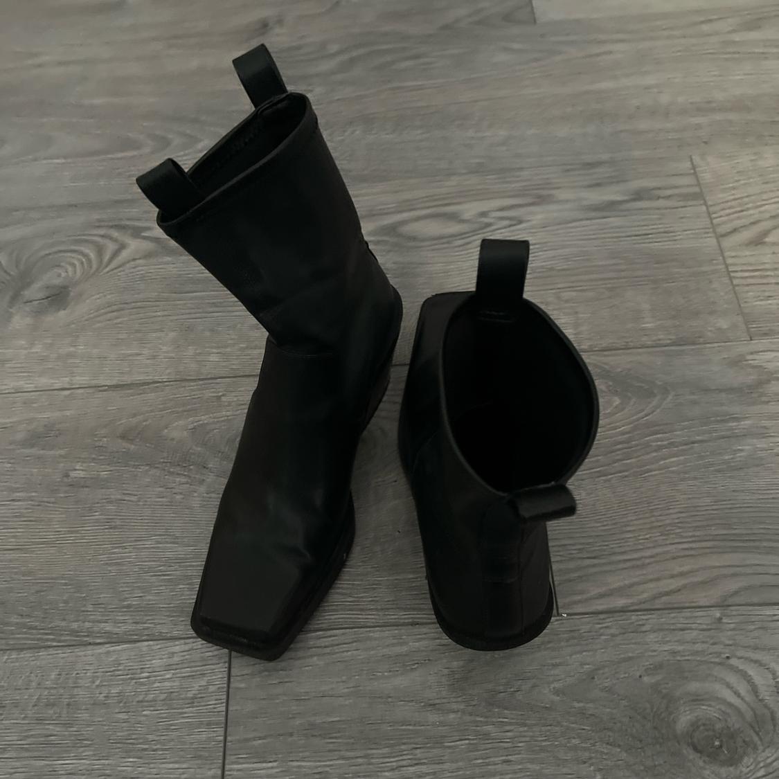 BLACK SQUARE TOE BOOTS - Image 4