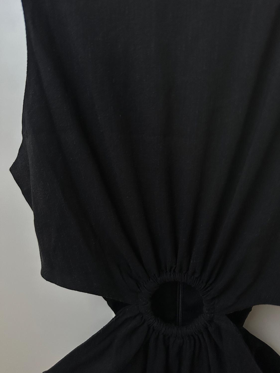 LINEN BLEND DRESS WITH CUT-OUT DETAIL - Image 7