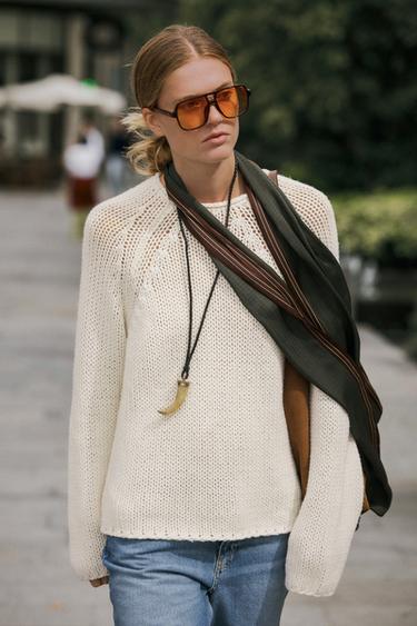CHUNKY KNIT SWEATER - Ecru by Zara