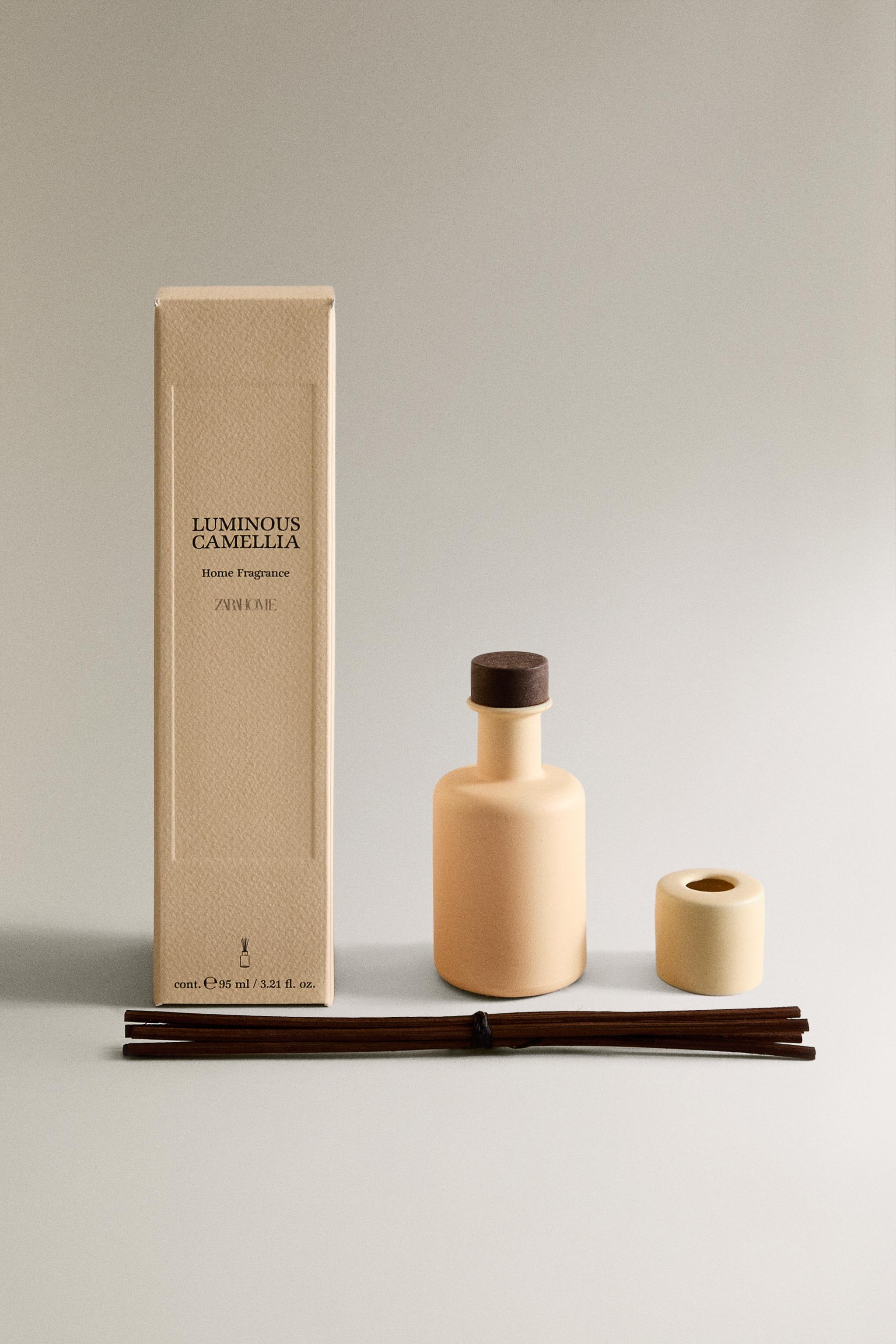 リーリエ 95ML）LUMINOUS CAMELLIA リードディフューザー - ライトピンク