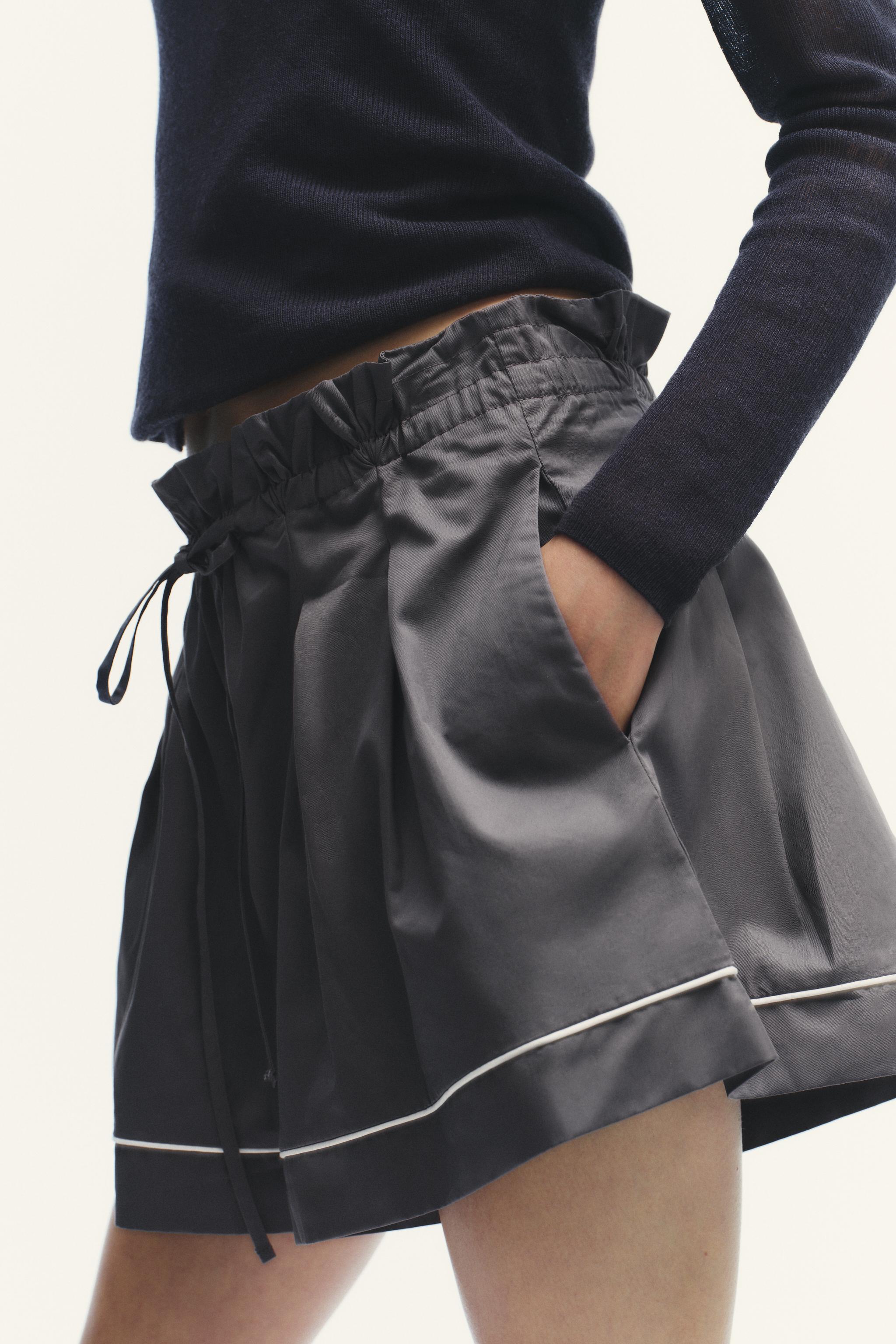 ばらばら PIPING DETAIL VOLUME SHORTS - Washed petrol | ZARA United States