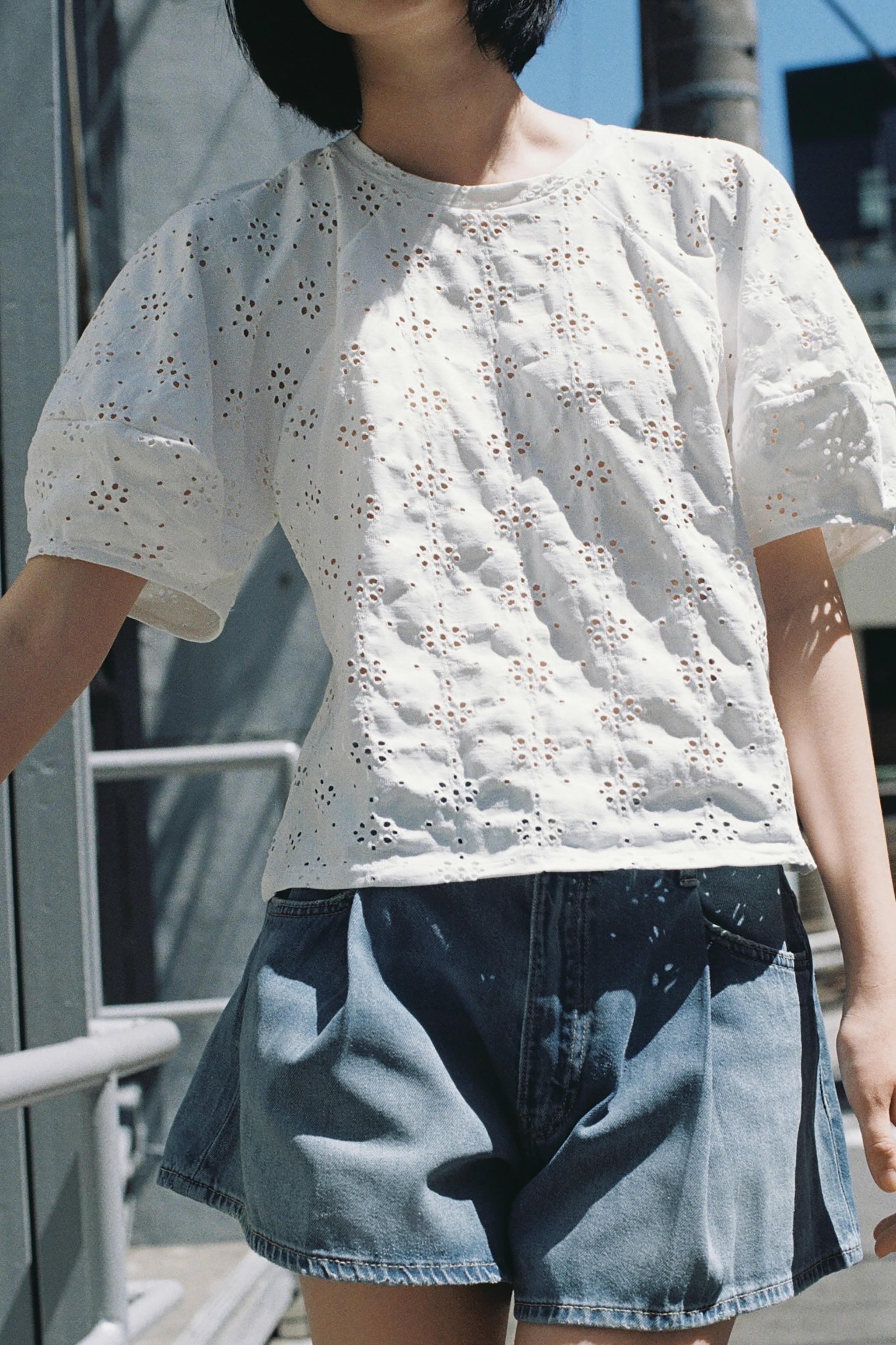【ZARA】プリーツ入りTRFデニムショートパンツ 4365/009/400 TRF PLEATED DENIM SHORTS - Blue | ZARA United States