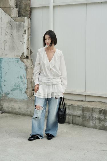 TRF 折り返しウエストバンド ミッドライズジーンズライトブルーZaraのTRF 折り返しウエストバンド ミッドライズジーンズ - ライトブルー 